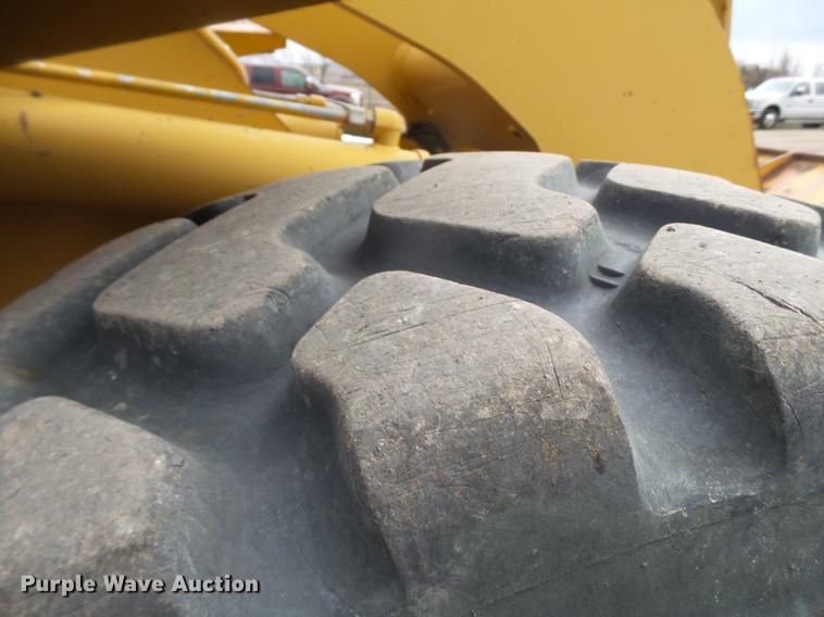 image for item EI9689 1999 Caterpillar 938G wheel loader