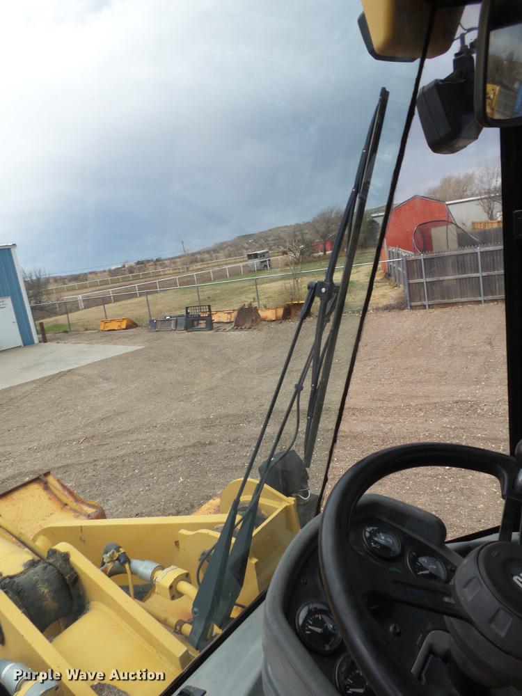 image for item EI9689 1999 Caterpillar 938G wheel loader