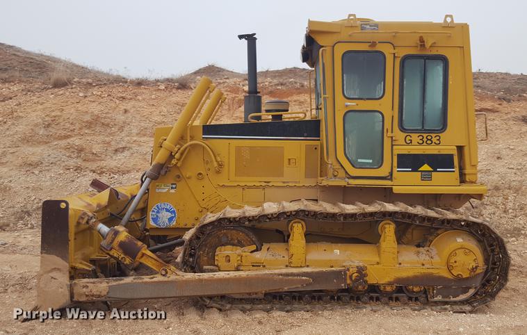 image for item EI9703 1995 Caterpillar D6D dozer