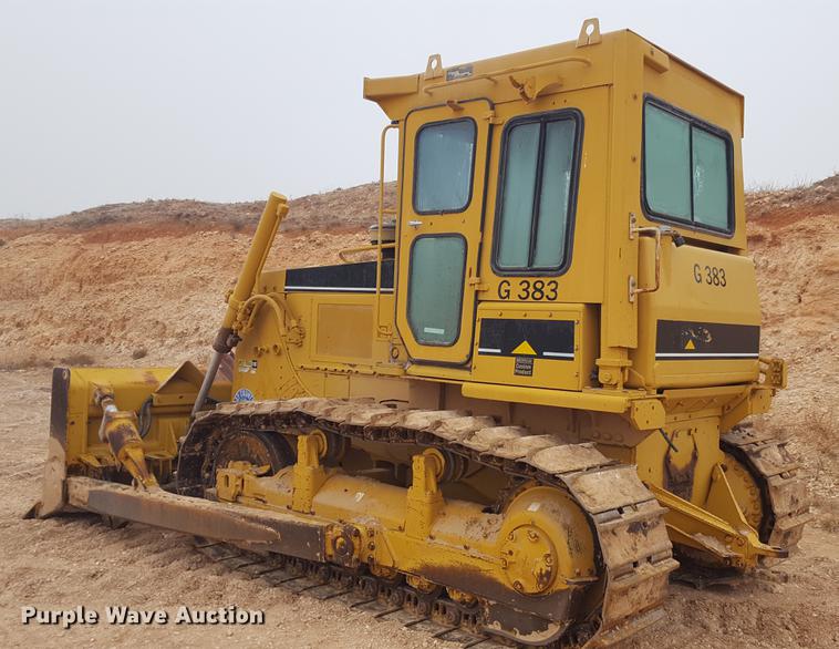 image for item EI9703 1995 Caterpillar D6D dozer