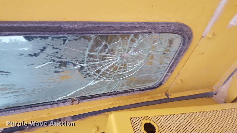 image for item EI9703 1995 Caterpillar D6D dozer