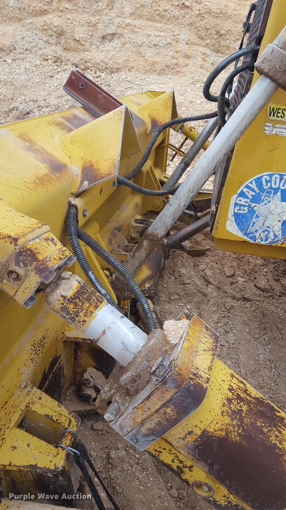 image for item EI9703 1995 Caterpillar D6D dozer