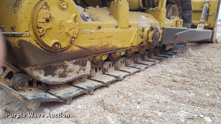 image for item EI9703 1995 Caterpillar D6D dozer