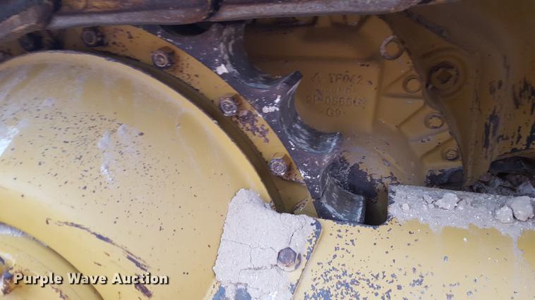image for item EI9703 1995 Caterpillar D6D dozer