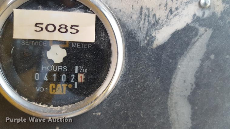 image for item EI9703 1995 Caterpillar D6D dozer