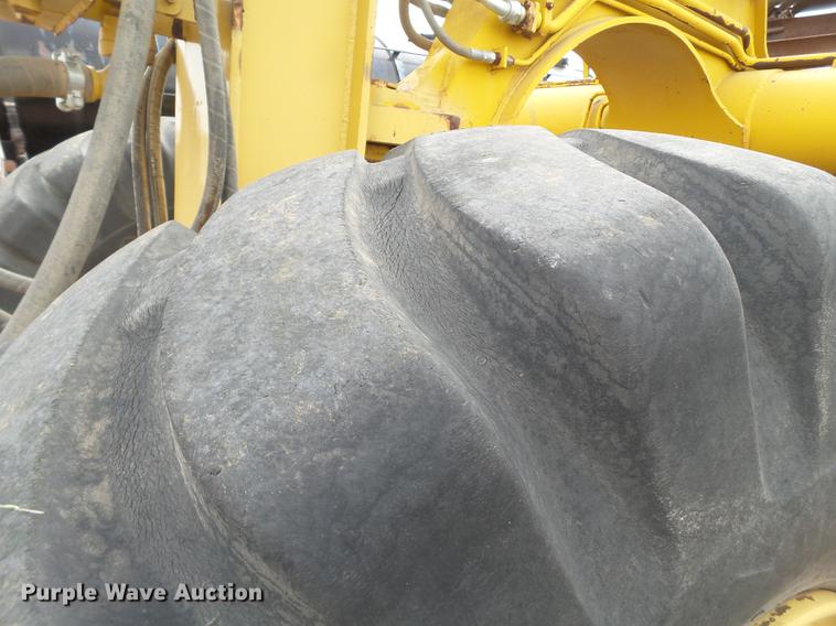 image for item EI9705 1977 Caterpillar 613B scraper