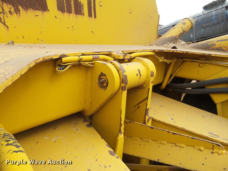 image for item EI9705 1977 Caterpillar 613B scraper
