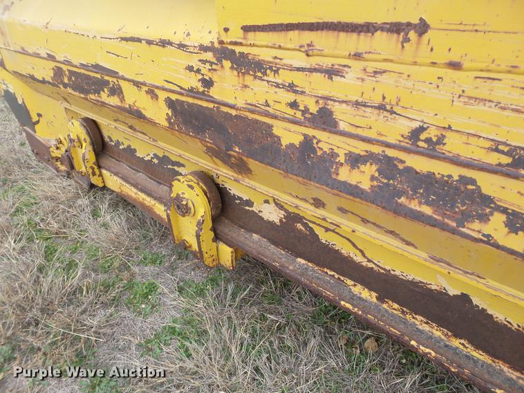 image for item EI9705 1977 Caterpillar 613B scraper