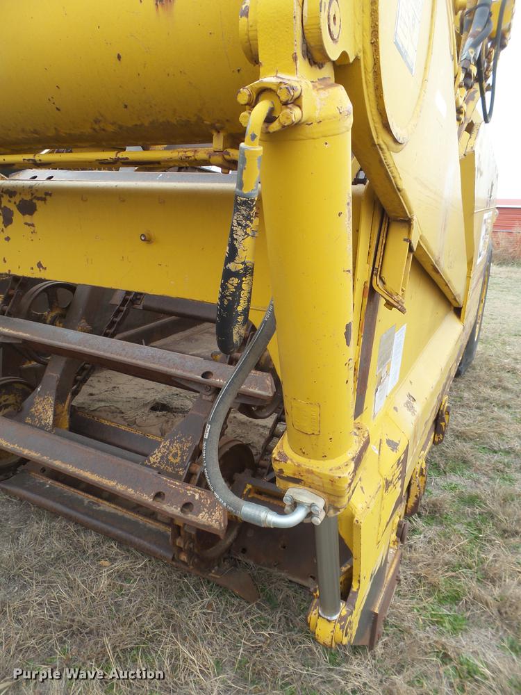 image for item EI9705 1977 Caterpillar 613B scraper