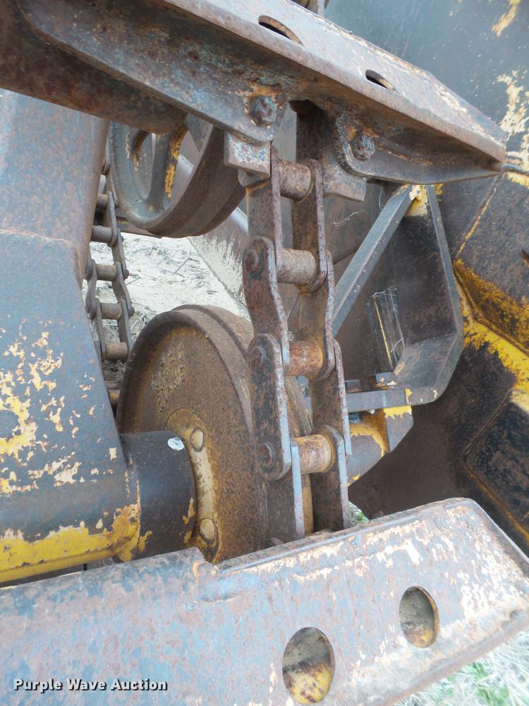 image for item EI9705 1977 Caterpillar 613B scraper