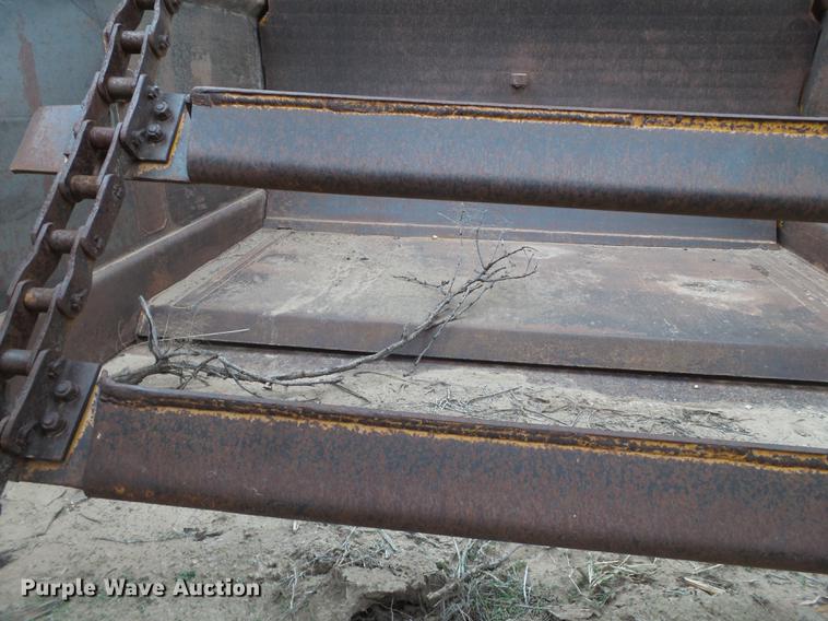 image for item EI9705 1977 Caterpillar 613B scraper