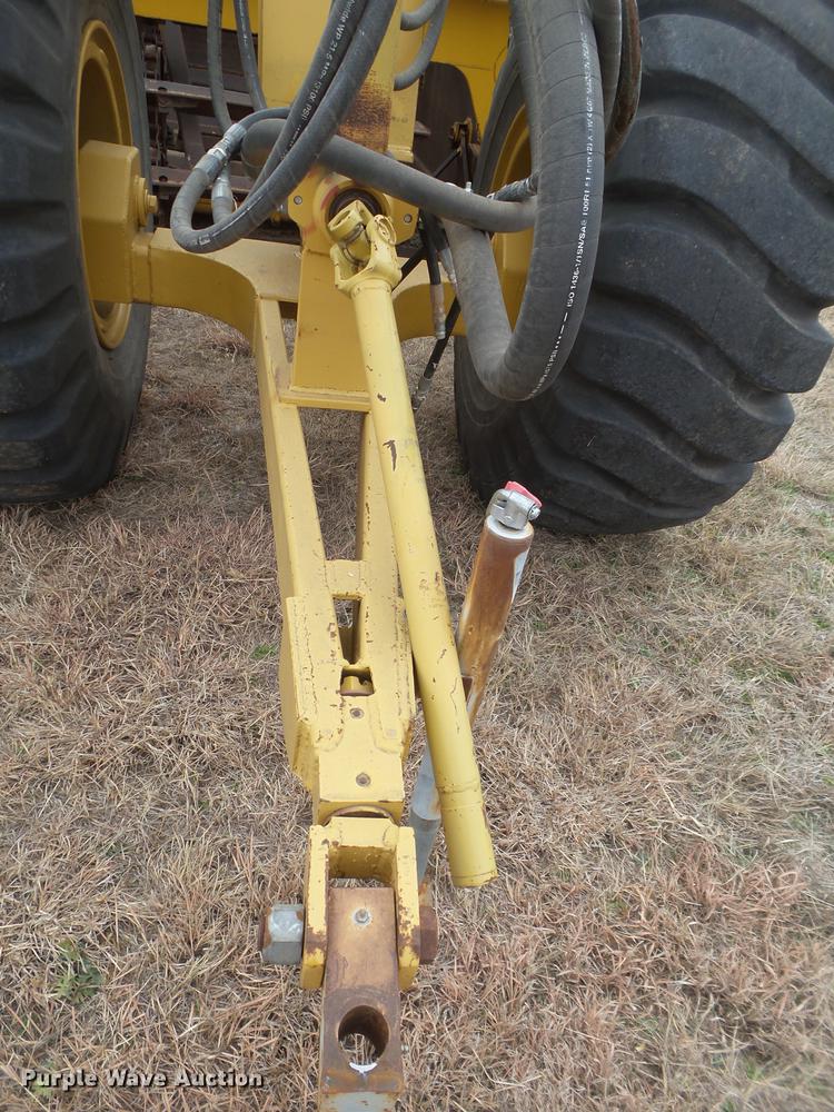 image for item EI9705 1977 Caterpillar 613B scraper