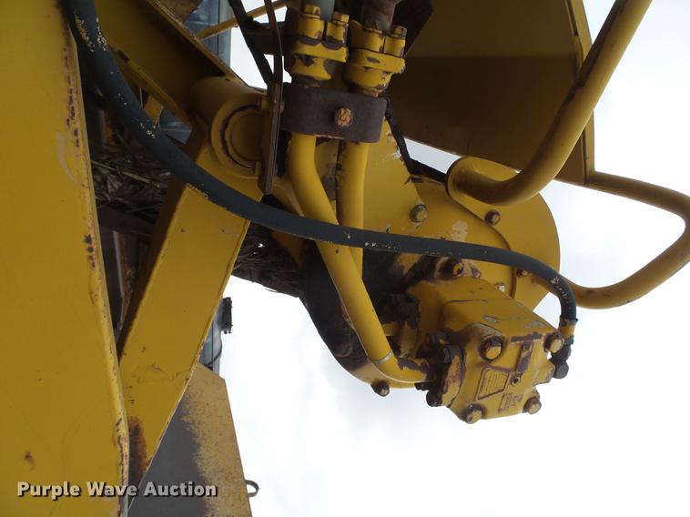 image for item EI9705 1977 Caterpillar 613B scraper