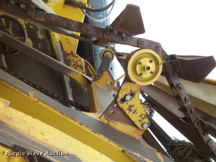 image for item EI9705 1977 Caterpillar 613B scraper