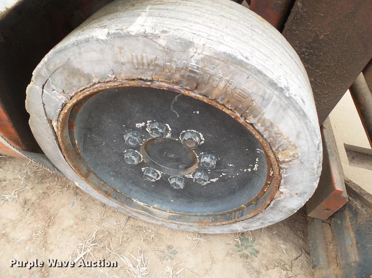 image for item EI9712 Nissan CYM02L25S forklift