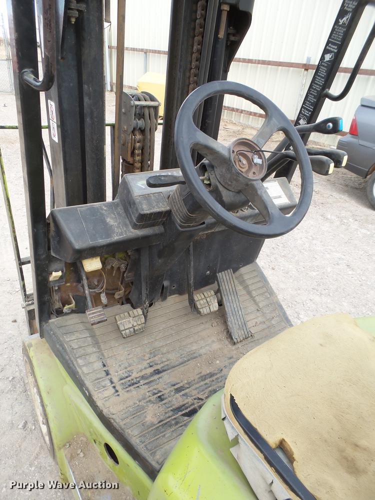 image for item EI9715 Clark CGC25 forklift