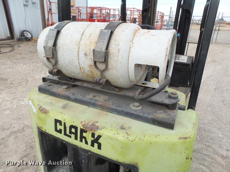 image for item EI9715 Clark CGC25 forklift