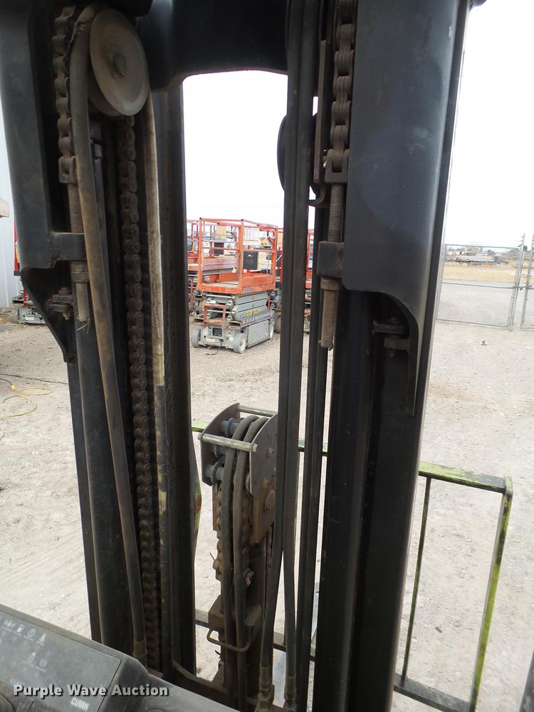 image for item EI9715 Clark CGC25 forklift