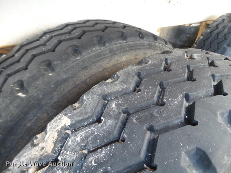 image for item EI9717 2013 CPS Manac 4BZ40A000 bottom dump trailer