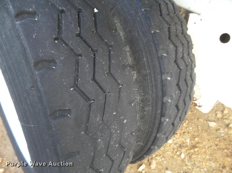 image for item EI9717 2013 CPS Manac 4BZ40A000 bottom dump trailer