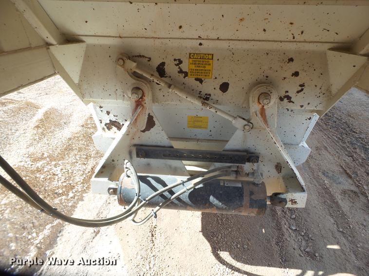 image for item EI9719 2008 CTS BDT-40 bottom dump trailer