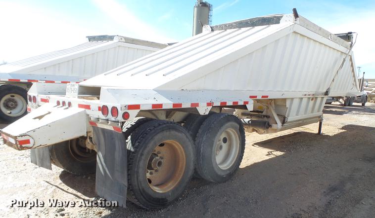 image for item EI9720 2008 CTS BDT-40 bottom dump trailer