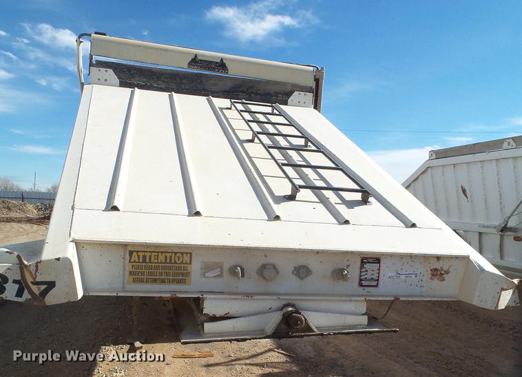 image for item EI9720 2008 CTS BDT-40 bottom dump trailer