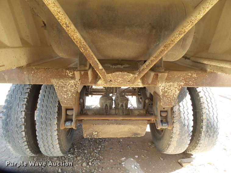 image for item EI9720 2008 CTS BDT-40 bottom dump trailer