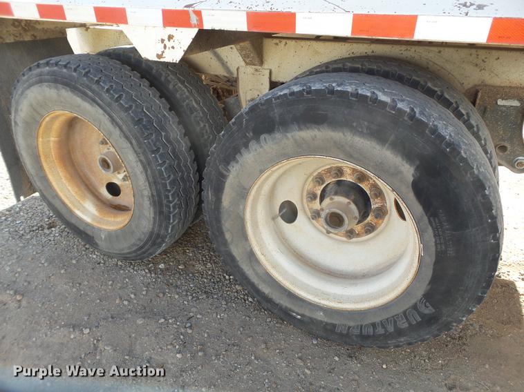 image for item EI9720 2008 CTS BDT-40 bottom dump trailer