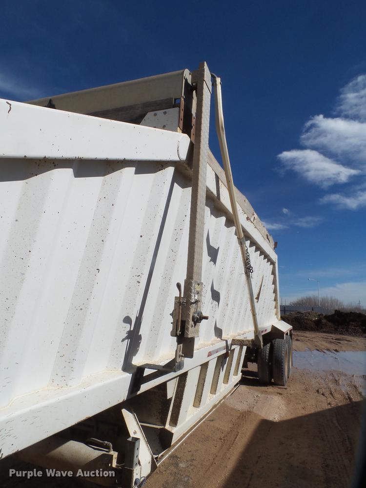 image for item EI9720 2008 CTS BDT-40 bottom dump trailer