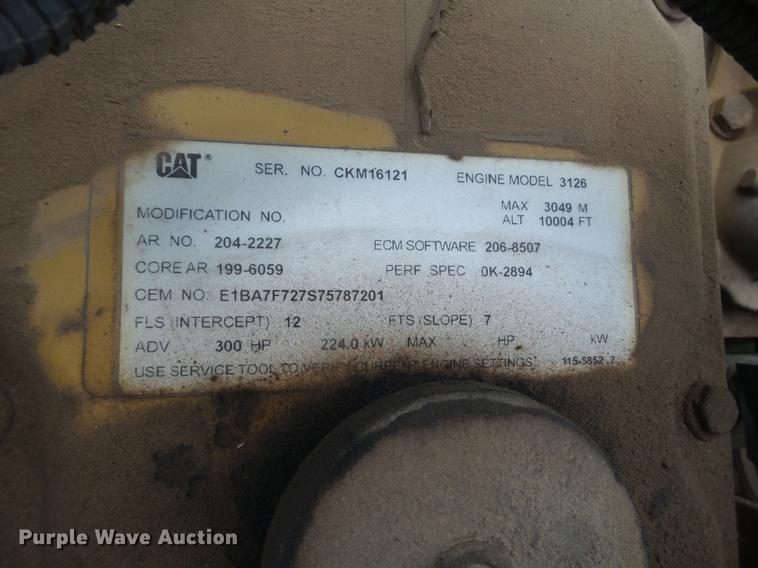 image for item EI9723 2002 Peterbilt 330 flatbed water truck