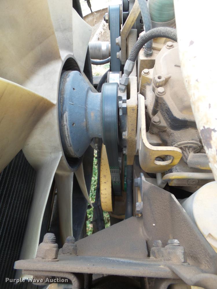 image for item EI9723 2002 Peterbilt 330 flatbed water truck