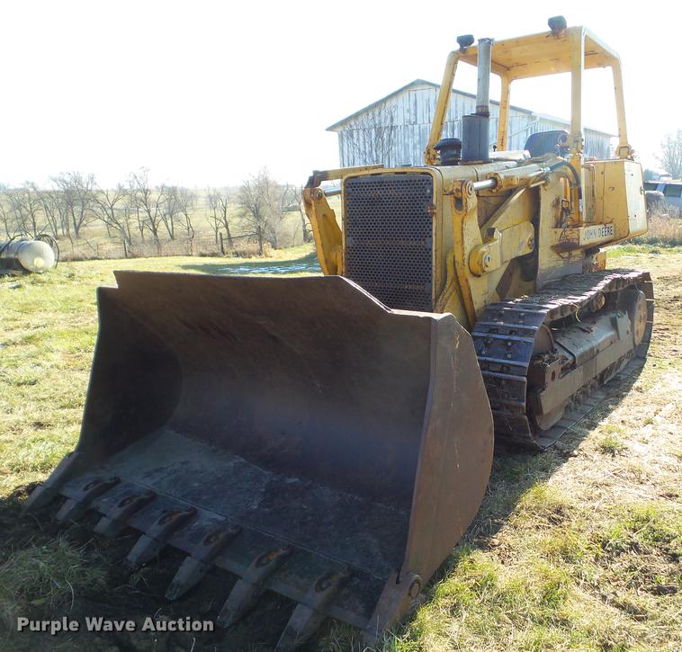 image for item EM9016 1990 John Deere 755B track loader