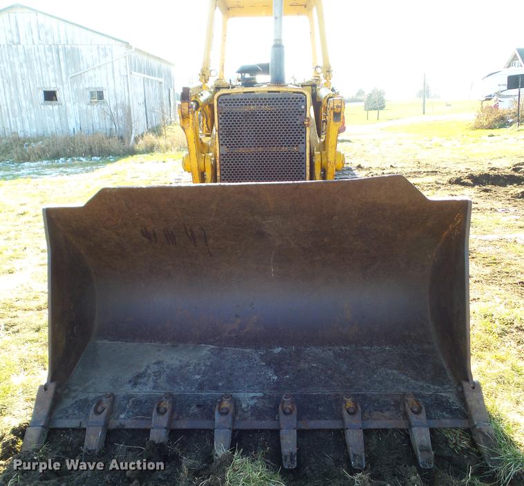 image for item EM9016 1990 John Deere 755B track loader