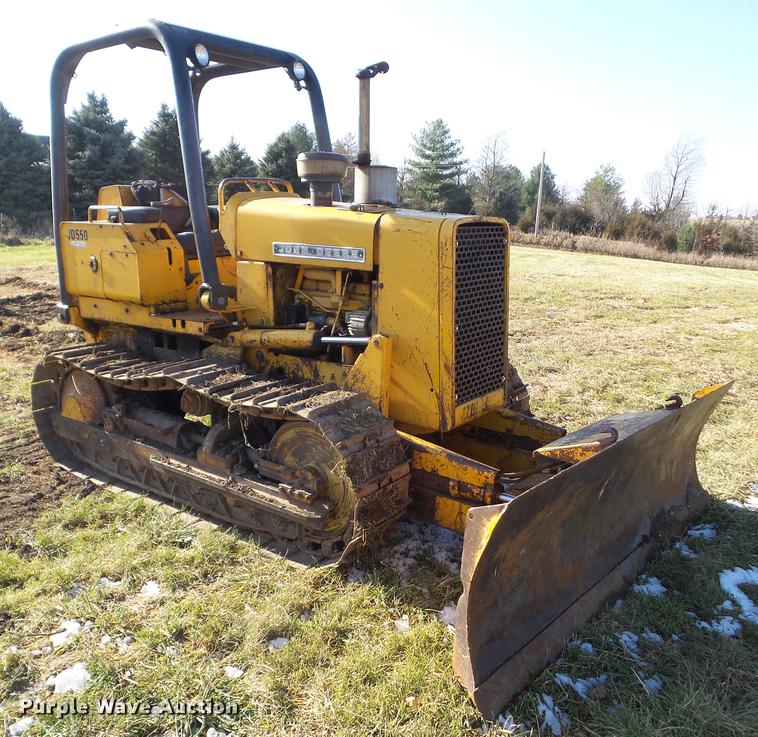 image for item EM9018 1979 John Deere 550C dozer