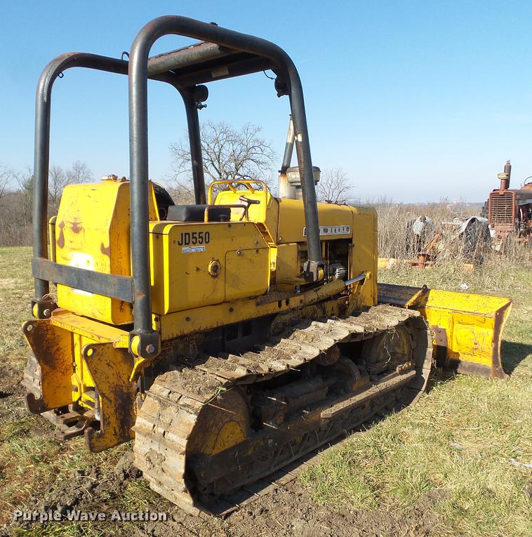 image for item EM9018 1979 John Deere 550C dozer