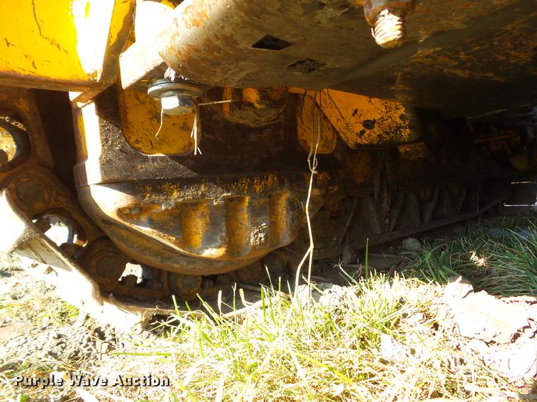 image for item EM9018 1979 John Deere 550C dozer