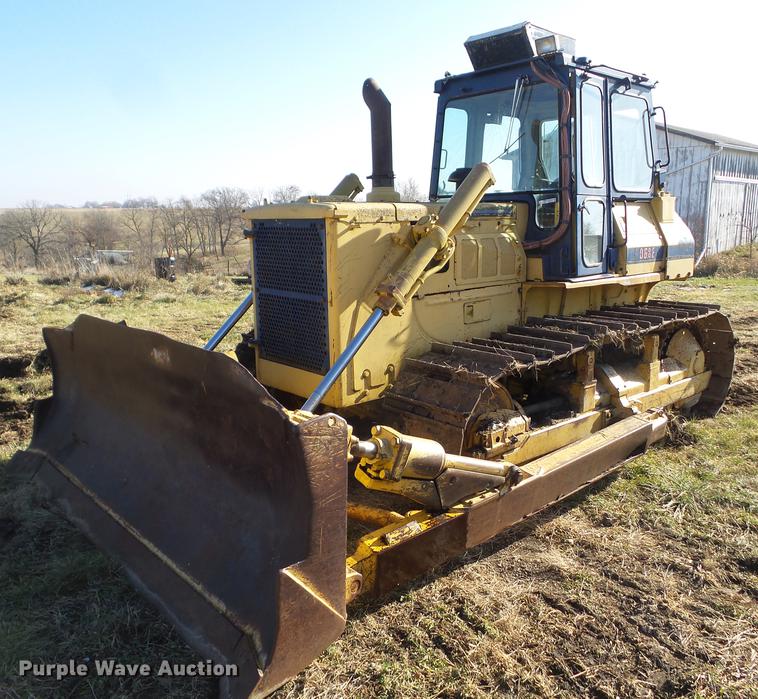 image for item EM9019 1992 Komatsu D68E-1 dozer