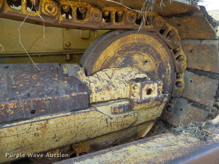 image for item EM9019 1992 Komatsu D68E-1 dozer