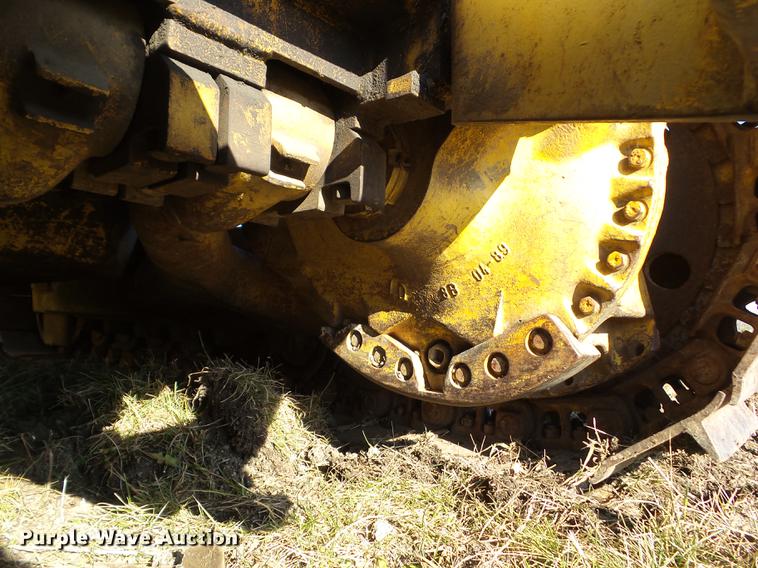 image for item EM9019 1992 Komatsu D68E-1 dozer