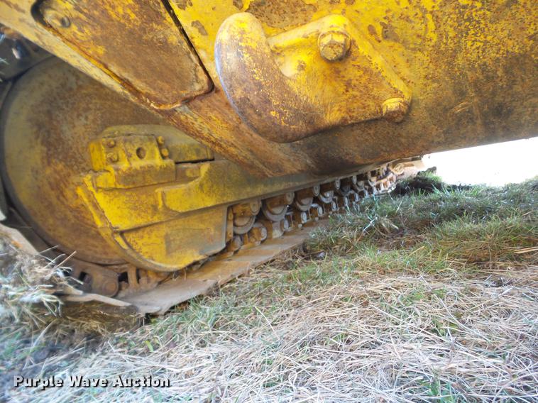 image for item EM9019 1992 Komatsu D68E-1 dozer