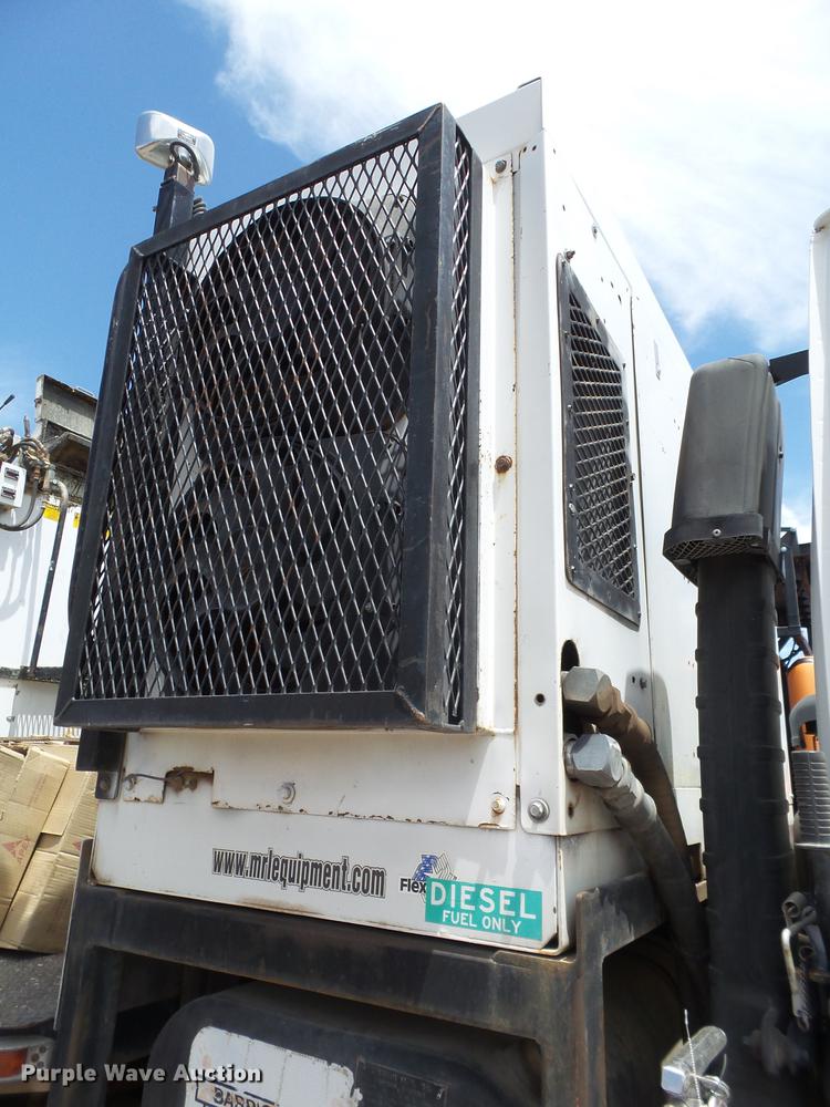 image for item EN9620 1999 GMC T6500 road striper truck