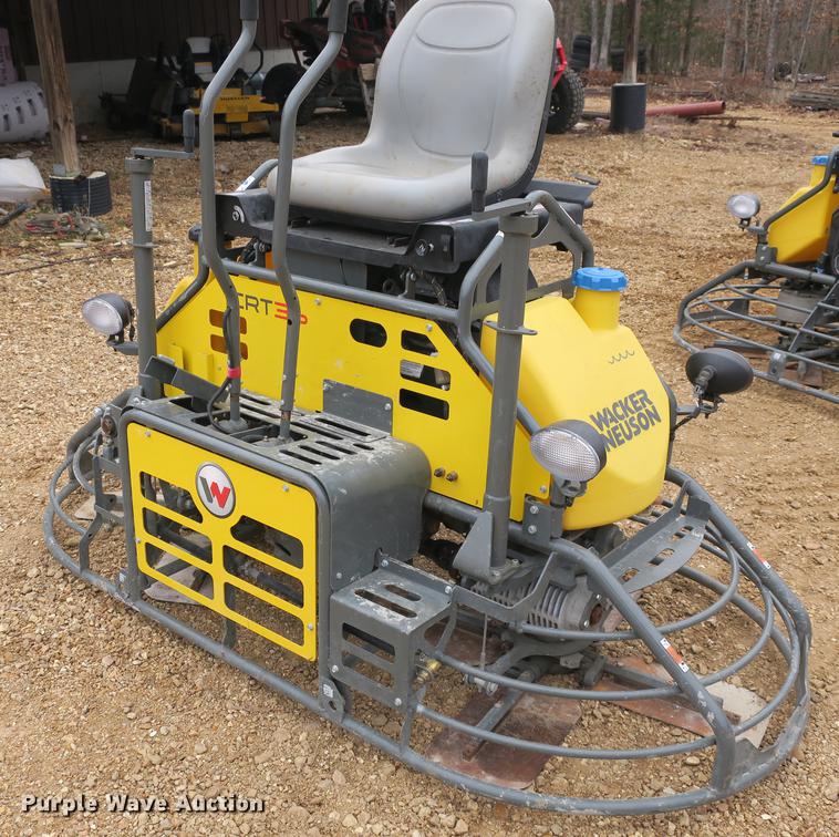 image for item EO9437 Wacker CRT36 trowel