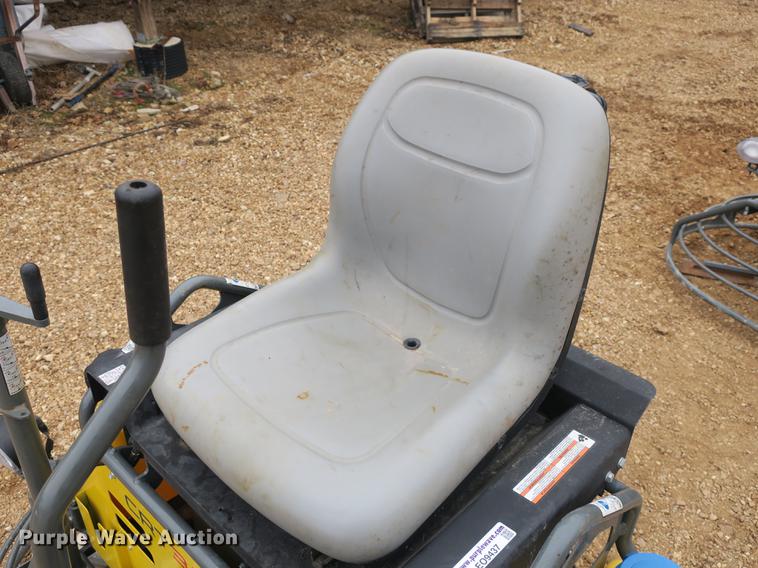 image for item EO9437 Wacker CRT36 trowel