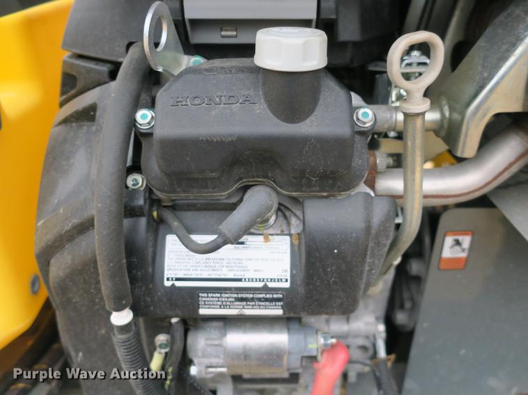 image for item EO9437 Wacker CRT36 trowel