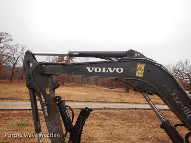 image for item ER9261 2012 Volvo EC35C mini excavator