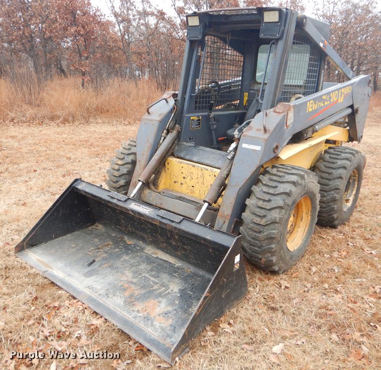 image for item ER9262 New Holland LS180 skid steer