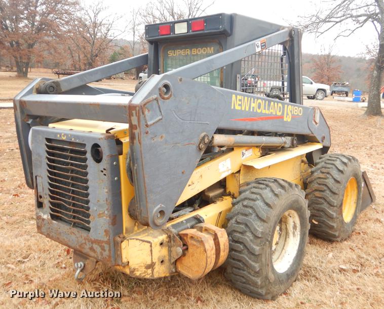 image for item ER9262 New Holland LS180 skid steer