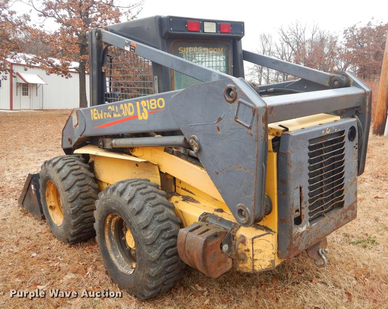 image for item ER9262 New Holland LS180 skid steer