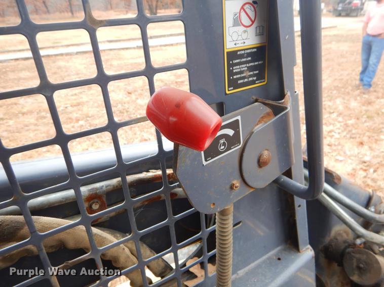 image for item ER9262 New Holland LS180 skid steer